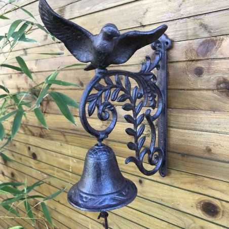 Cloche de porte-jardin-portail motif oiseau et feuille en fonte
