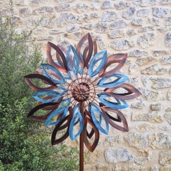 Éolienne décorative de jardin en Métal sphère cuivré brossé modèle LANGEAIS  159,00 € LEZARD DU JARDIN