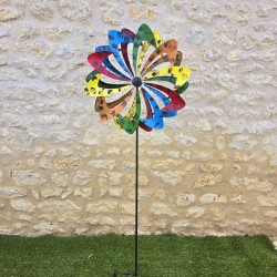 Éolienne Décorative Multicolore pour Jardin – Hauteur 177 cm, Effet Visuel Captivant vue entière 